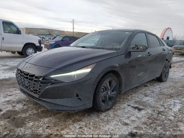 KMHLM4AG9MU075374 2021 HYUNDAI ELANTRA - Image 2