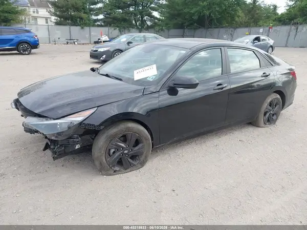 KMHLM4AG9MU091722 2021 HYUNDAI ELANTRA - Image 2