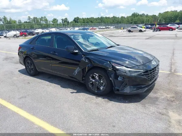 KMHLM4AG9MU091784 2021 HYUNDAI ELANTRA - Image 1