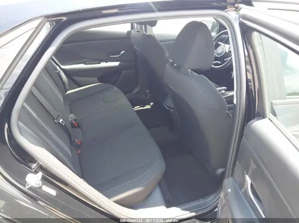 KMHLM4AG9MU091784 2021 HYUNDAI ELANTRA - Image 8