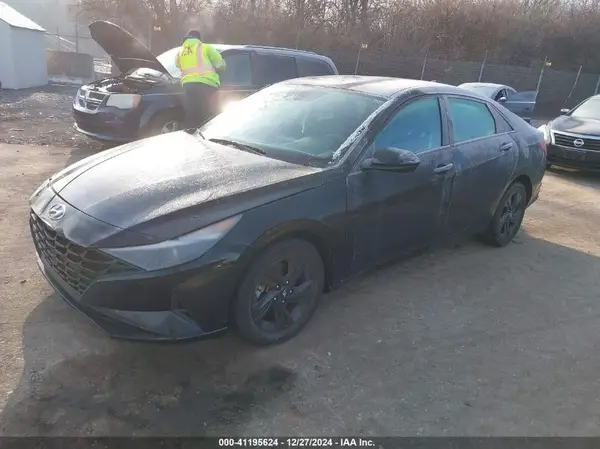 KMHLM4AG9MU119079 2021 HYUNDAI ELANTRA - Image 2