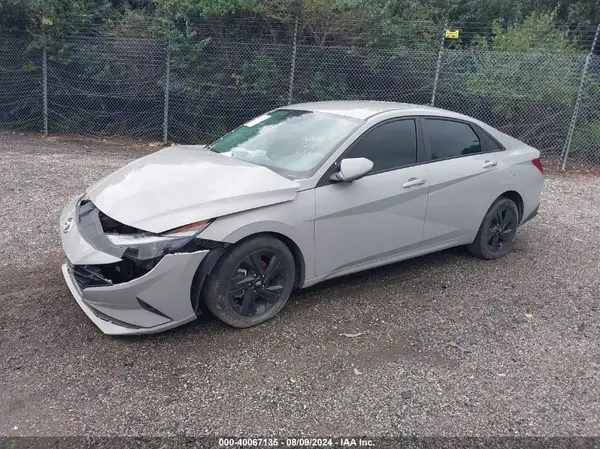 KMHLM4AG9MU153619 2021 HYUNDAI ELANTRA - Image 2