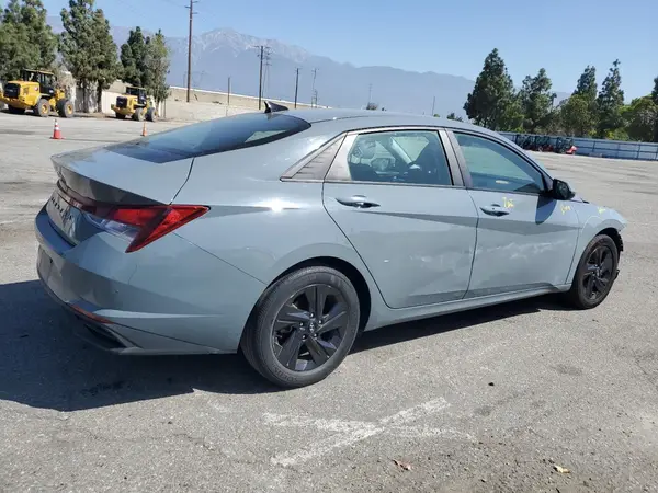 KMHLM4AG9MU163096 2021 HYUNDAI ELANTRA - Image 2