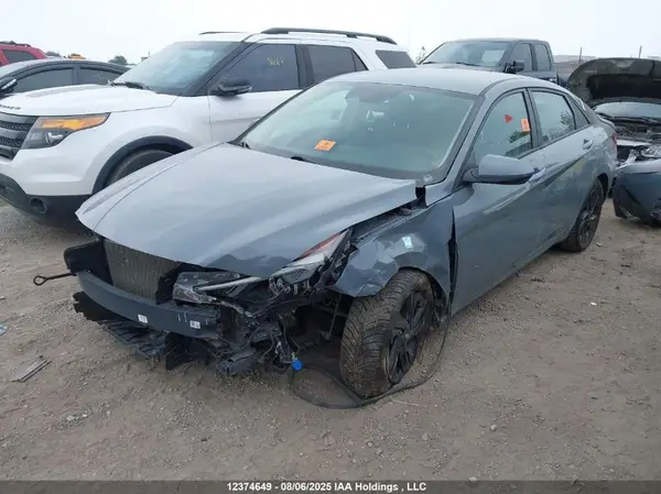 KMHLM4AG9MU169786 2021 HYUNDAI ELANTRA - Image 2