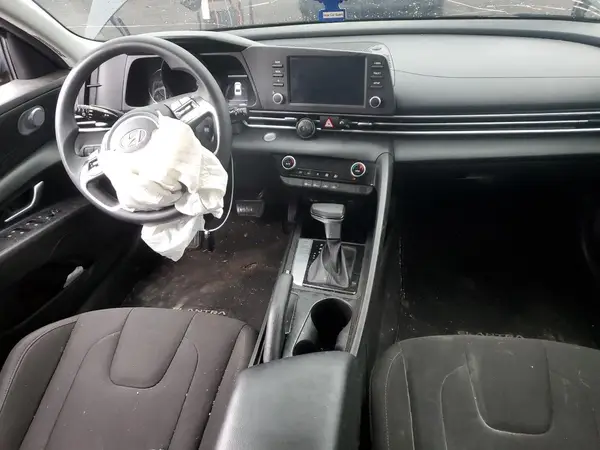 KMHLM4AG9MU199578 2021 HYUNDAI ELANTRA - Image 8