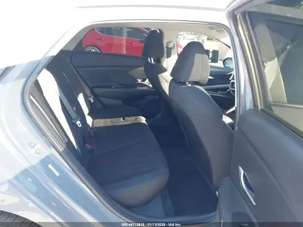 KMHLM4AG9MU209476 2021 HYUNDAI ELANTRA - Image 8