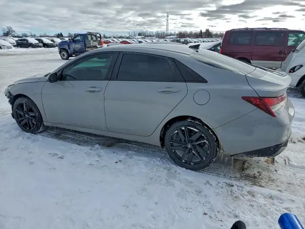 KMHLM4AG9NU244228 2022 HYUNDAI ELANTRA - Image 2