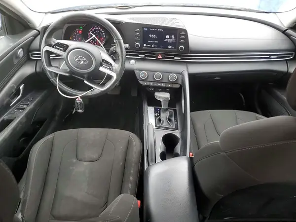 KMHLM4AG9NU246870 2022 HYUNDAI ELANTRA - Image 8