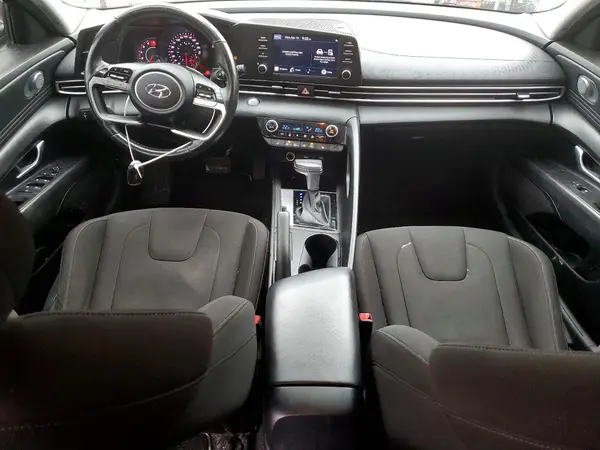 KMHLM4AG9NU258355 2022 HYUNDAI ELANTRA - Image 8