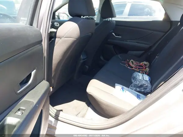 KMHLM4AG9NU260980 2022 HYUNDAI ELANTRA - Image 8