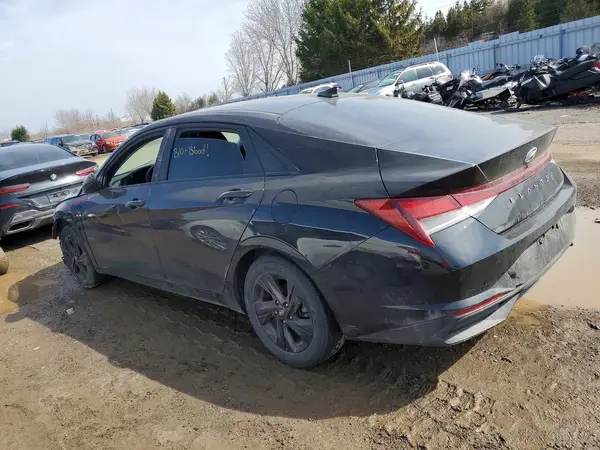 KMHLM4AG9NU263393 2022 HYUNDAI ELANTRA - Image 2