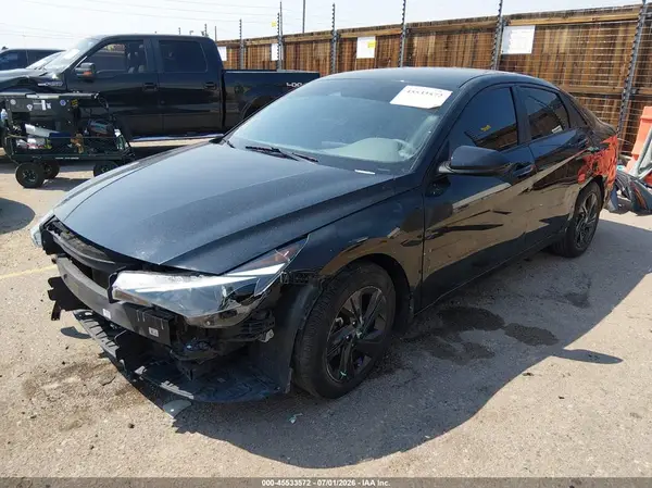 KMHLM4AG9NU266729 2022 HYUNDAI ELANTRA - Image 2