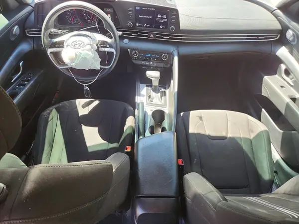 KMHLM4AG9NU272613 2022 HYUNDAI ELANTRA - Image 8