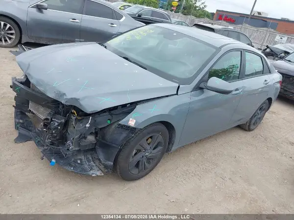 KMHLM4AG9NU277360 2022 HYUNDAI ELANTRA - Image 2