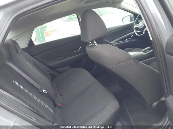 KMHLM4AG9NU277360 2022 HYUNDAI ELANTRA - Image 8