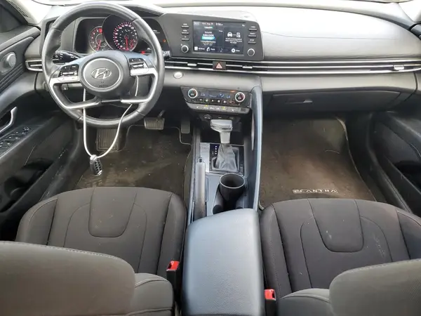 KMHLM4AG9NU277584 2022 HYUNDAI ELANTRA - Image 8