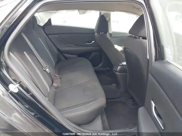 KMHLM4AG9NU291033 2022 HYUNDAI ELANTRA - Image 8