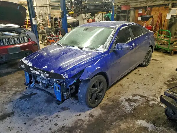 KMHLM4AG9NU296362 2022 HYUNDAI ELANTRA - Image 2