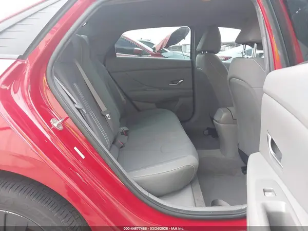 KMHLM4AG9NU317842 2022 HYUNDAI ELANTRA - Image 8