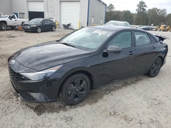KMHLM4AG9NU328498 2022 HYUNDAI ELANTRA - Image 1