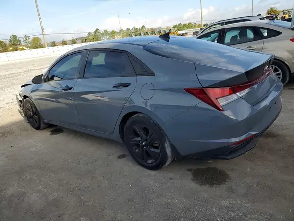 KMHLM4AG9NU328694 2022 HYUNDAI ELANTRA - Image 2