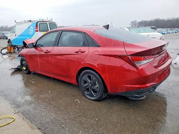 KMHLM4AG9NU328775 2022 HYUNDAI ELANTRA - Image 2