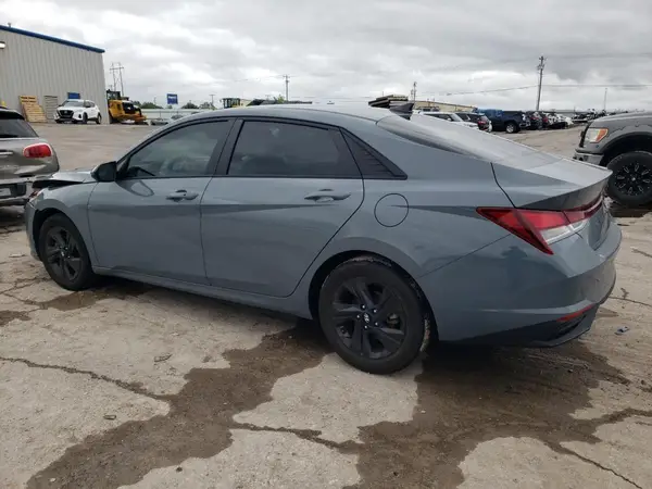 KMHLM4AG9NU332146 2022 HYUNDAI ELANTRA - Image 2