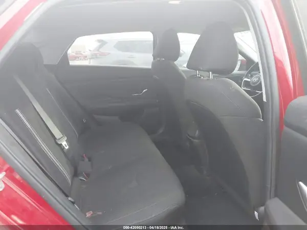 KMHLM4AG9NU332907 2022 HYUNDAI ELANTRA - Image 8