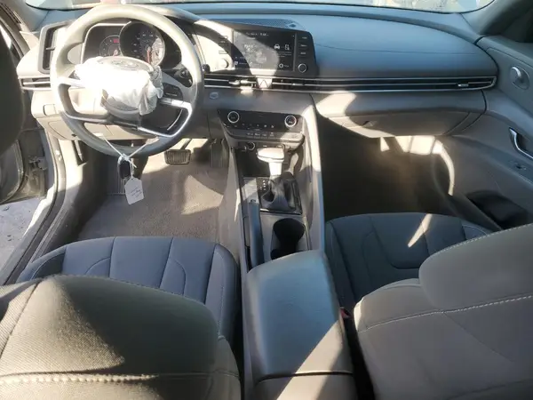 KMHLM4AG9NU334771 2022 HYUNDAI ELANTRA - Image 8