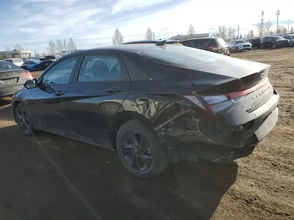 KMHLM4AG9NU336133 2022 HYUNDAI ELANTRA - Image 2