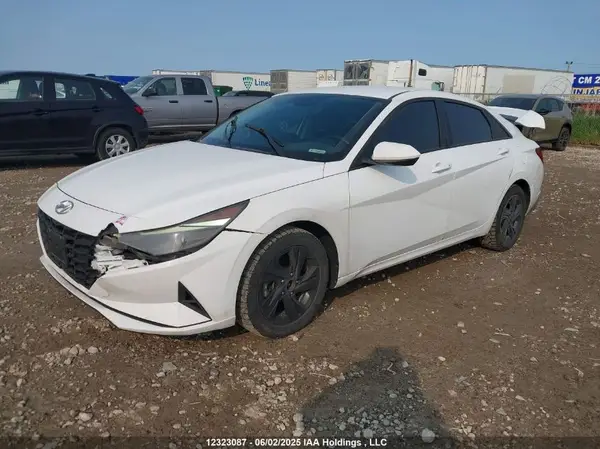 KMHLM4AG9NU340554 2022 HYUNDAI ELANTRA - Image 2