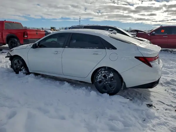 KMHLM4AG9NU342238 2022 HYUNDAI ELANTRA - Image 2