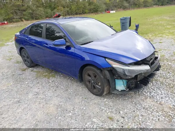 KMHLM4AG9NU345205 2022 HYUNDAI ELANTRA - Image 1