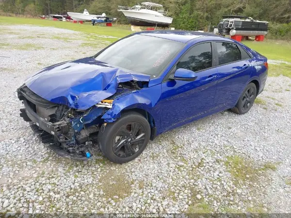 KMHLM4AG9NU345205 2022 HYUNDAI ELANTRA - Image 2