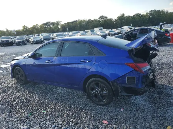 KMHLM4AG9NU345639 2022 HYUNDAI ELANTRA - Image 2
