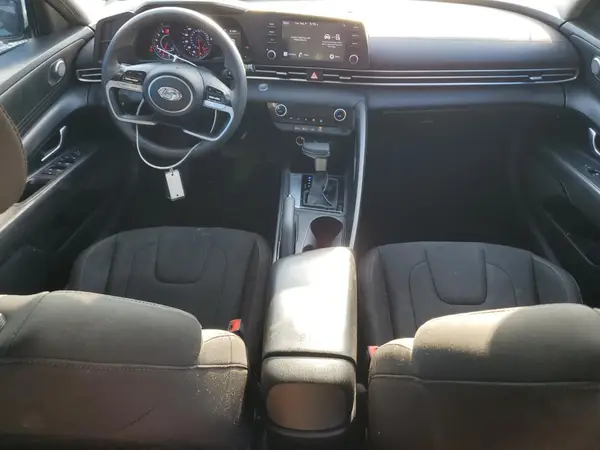 KMHLM4AG9NU345639 2022 HYUNDAI ELANTRA - Image 8