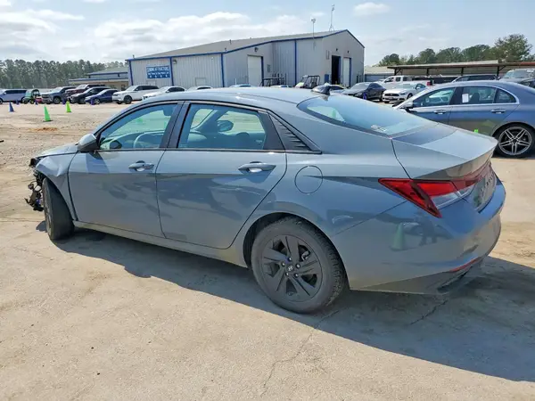 KMHLM4AG9NU353160 2022 HYUNDAI ELANTRA - Image 2