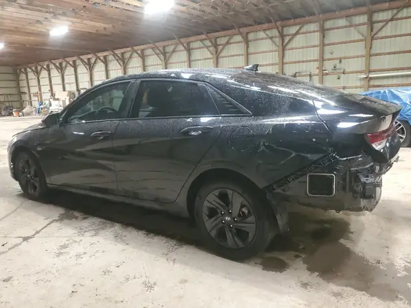 KMHLM4AG9NU363784 2022 HYUNDAI ELANTRA - Image 2