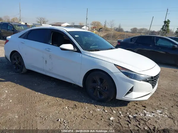 KMHLM4AG9NU368645 2022 HYUNDAI ELANTRA - Image 1