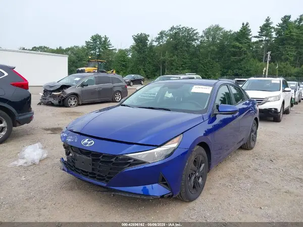 KMHLM4AG9PU377025 2023 HYUNDAI ELANTRA - Image 2