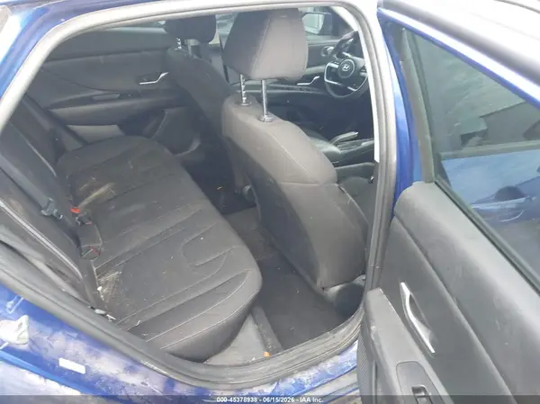 KMHLM4AG9PU392401 2023 HYUNDAI ELANTRA - Image 8