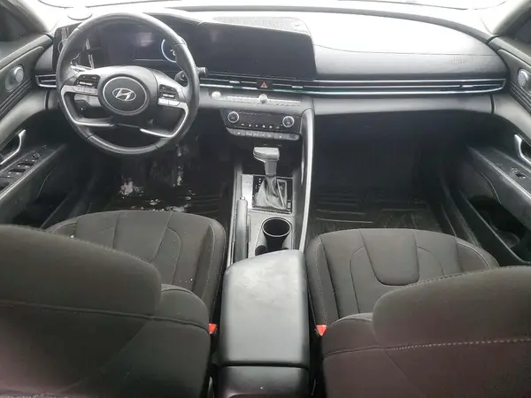 KMHLM4AG9PU398800 2023 HYUNDAI ELANTRA - Image 8