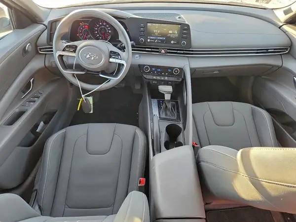 KMHLM4AG9PU408953 2023 HYUNDAI ELANTRA - Image 8