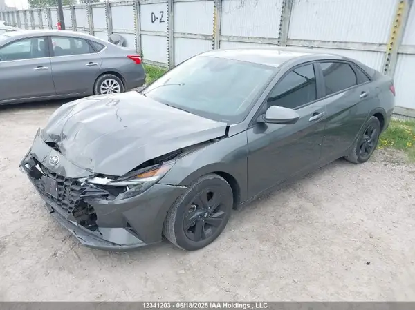 KMHLM4AG9PU414140 2023 HYUNDAI ELANTRA - Image 2