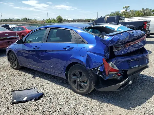 KMHLM4AG9PU427289 2017 HYUNDAI ELANTRA - Image 2