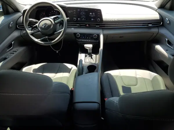 KMHLM4AG9PU427289 2017 HYUNDAI ELANTRA - Image 8