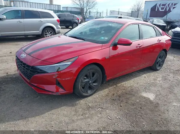 KMHLM4AG9PU432587 2023 HYUNDAI ELANTRA - Image 2