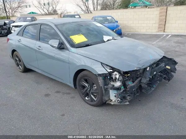 KMHLM4AG9PU436445 2023 HYUNDAI ELANTRA - Image 1