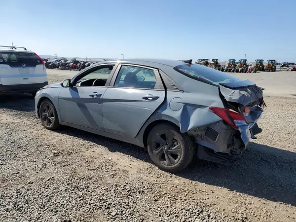 KMHLM4AG9PU437479 2023 HYUNDAI ELANTRA - Image 2