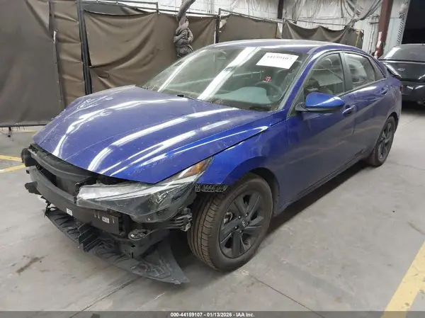 KMHLM4AG9PU447056 2023 HYUNDAI ELANTRA - Image 2